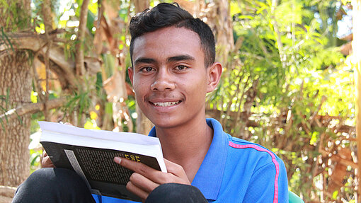 Lese-, Schreib- und Rechenkenntnisse für junge Auszubildende in Nepal Lese-, Schreib- und Rechenkenntnisse